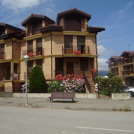 Villa San Pedroko Bidea à Alsasua Chambre photo